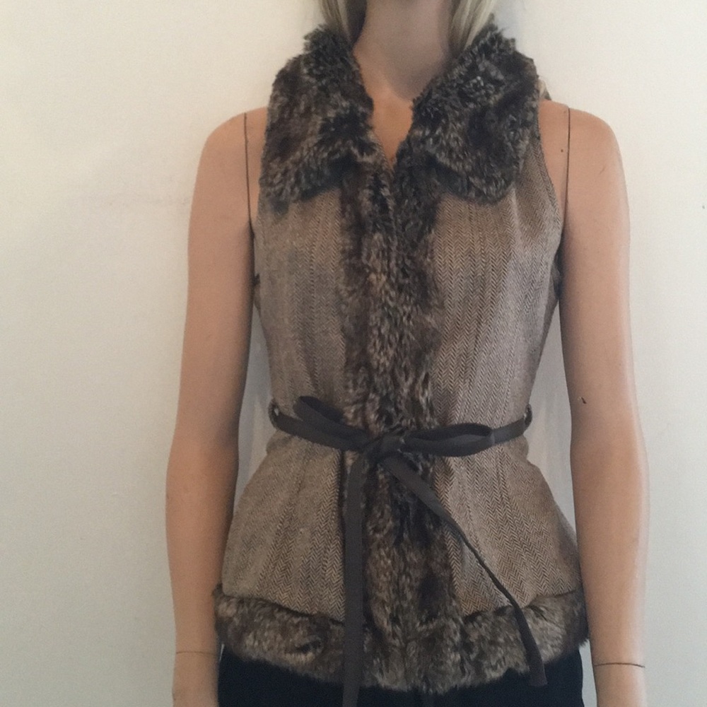 Beautiful Brn/Crm Herringbone Faux Fur Vest - Picture 1 of 7